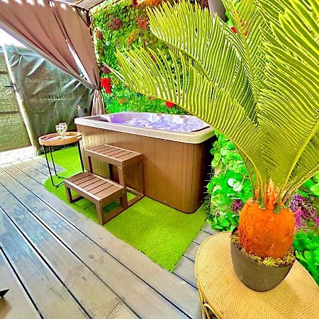 La Lover'S Jungle Pont-Sur-Yonne Extérieur photo